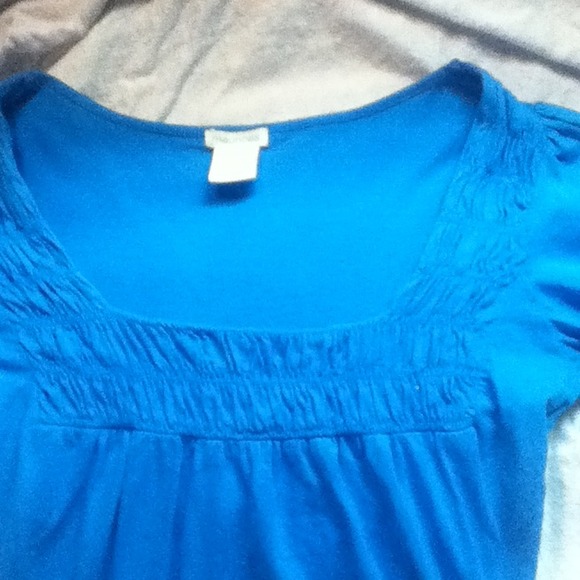 Top - Picture 2 of 2