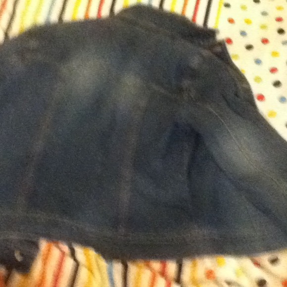 Jean jacket - Picture 2 of 4