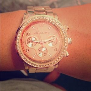 Michael Kors rose gold watch