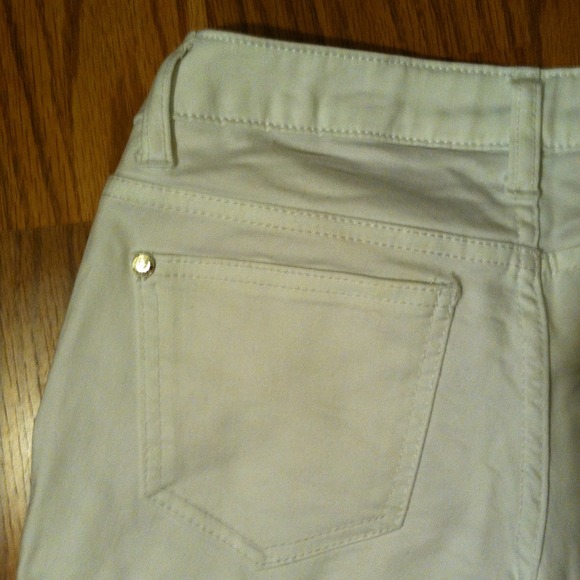 X SOLD X NWOT white FOREVER 21 jeans - Picture 3 of 4