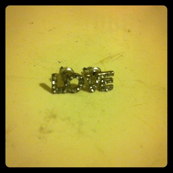 (Fake) Diamond "LOVE" Earrings