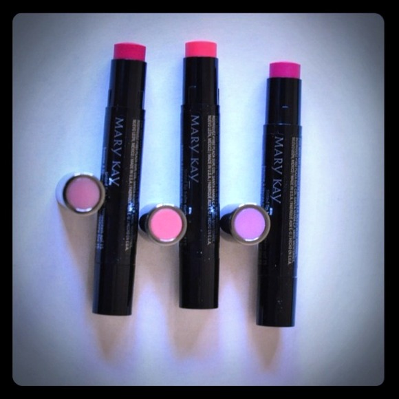 📌Tinted Lip Balm📌