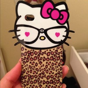 ❌SOLD in bundle❌Brand new Hello Kitty case