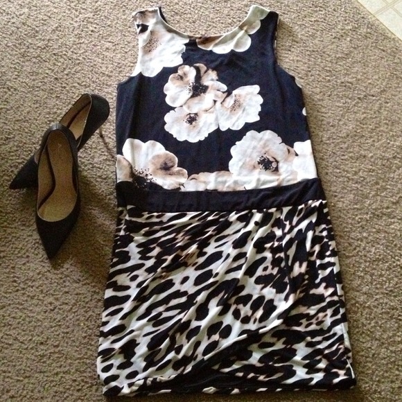 Perfect contrast dress