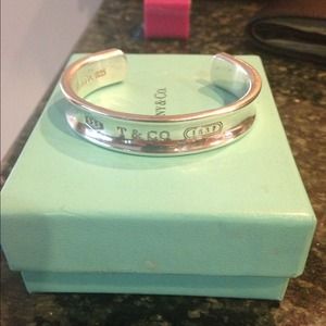 Authentic Tiffany and co 1837 bangle