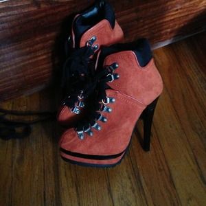 🔻Reduced🔻High heels boots!