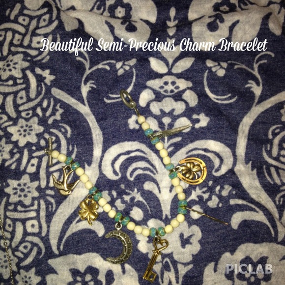 Handmade Semi-Precious Charm Toggle bracelet🌞