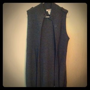Womens long grey sleeveless cardi. Bongo size xl