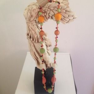 Beautiful beaded handmade necklace brand new