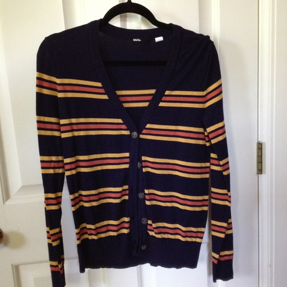 SOLD***Striped cardigan