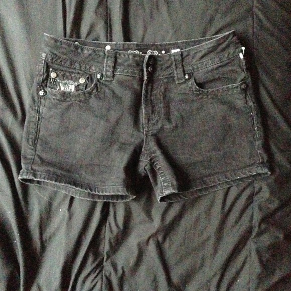 Miss Me Black Shorts 31