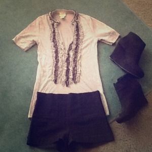 Grey v neck with ruffle detail