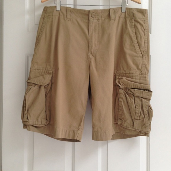 Men's Tommy Hilfiger Khaki Cargo Shorts