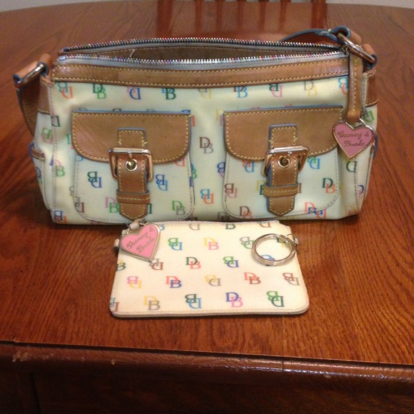 Downey and Bourke white and multi color purse.