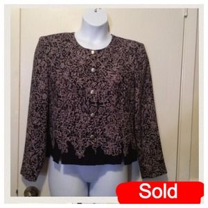 Leslie Fay navy blue/tan blouse. L:22". B:44