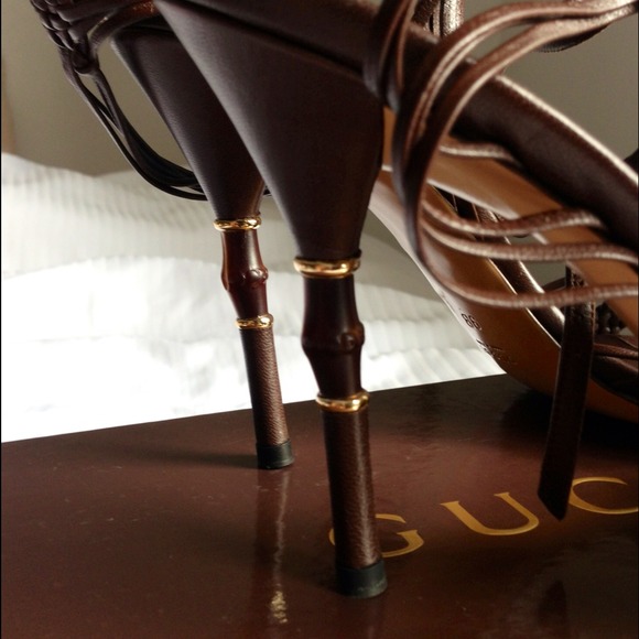 Vintage Gucci Bamboo Stilettos - Picture 2 of 4