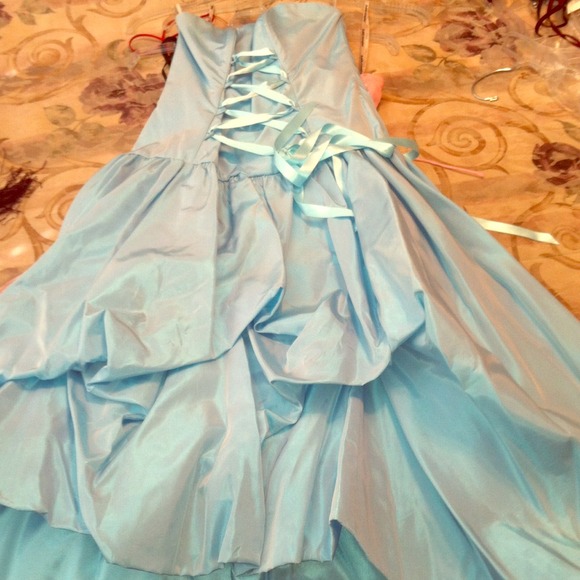 **reduced**Baby blue dress for many occasions - Picture 1 of 2