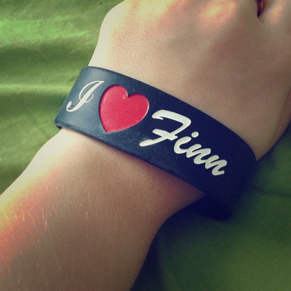 "I love Finn" rubber bracelet from Tv show Glee.
