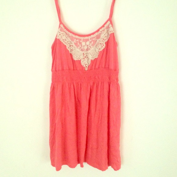 Coral colored tank top NWOT