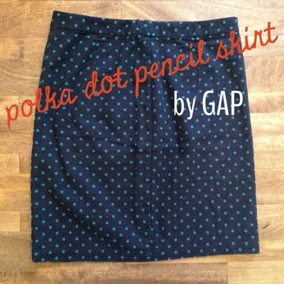 BUNDLED! 💙 GAP Polka Dot Pencil Skirt - Picture 4 of 4