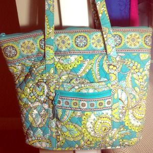 Vera Bradley Villager in Peacock