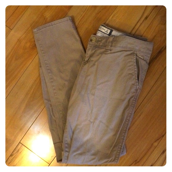 ❌SOLD❌ Abercrombie & Fitch khaki skinnies