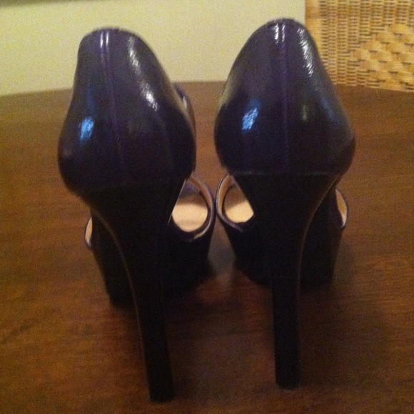 Michael Kors shoes - Picture 3 of 3