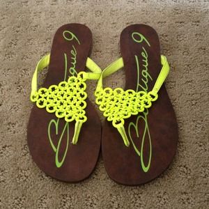 Boutique 9 sandals