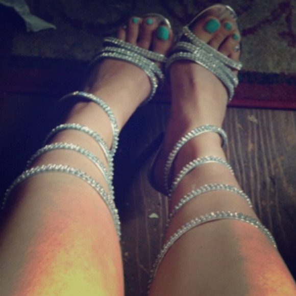 REDUCED! 💕Silver heels