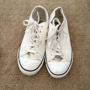 White converse