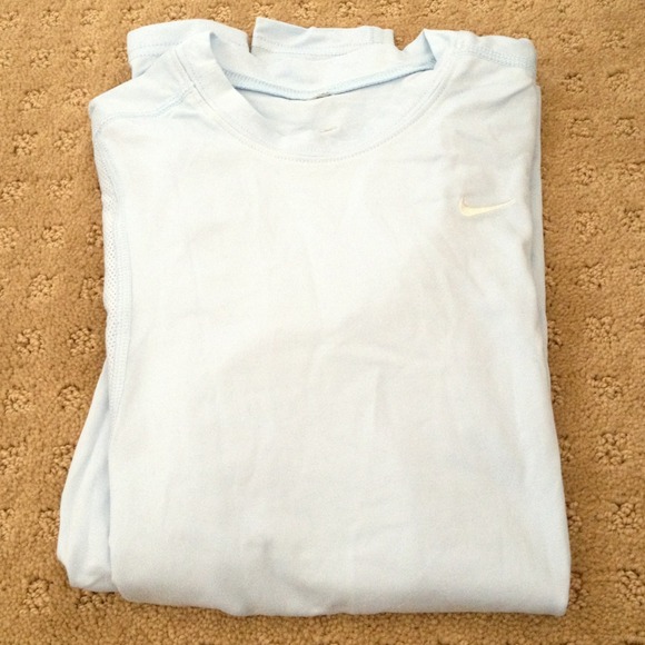 Nike dry fit top