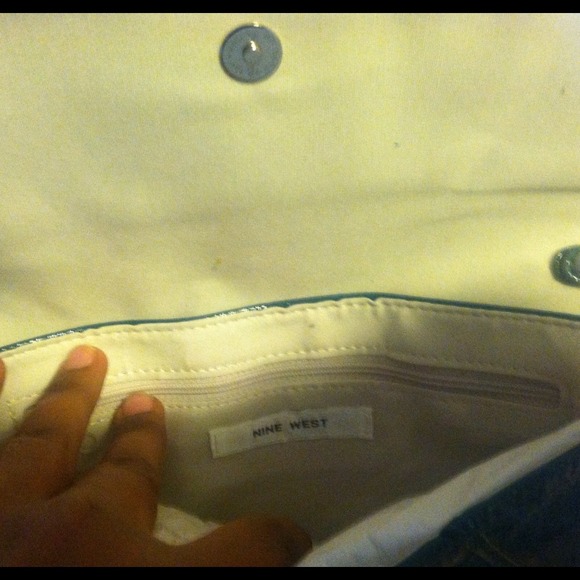 SOLD - Nine West Purse💥NO TRADES💥 - Picture 3 of 4