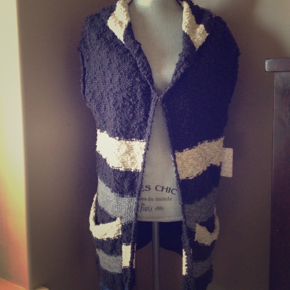 🚫SOLD Free People Warm and Happy Cardigan