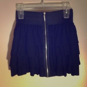 Zip-front black skirt