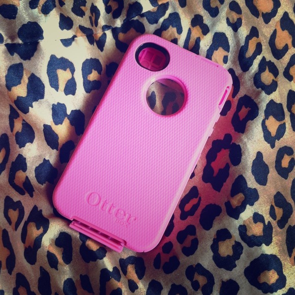 hot pink Otterbox, hardly used!