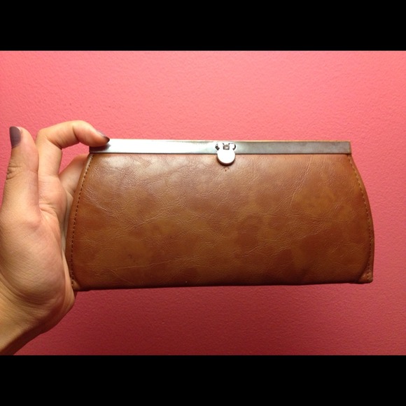 Brown long wallet - Picture 2 of 5