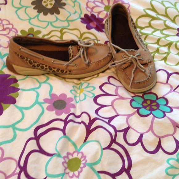 Sperrys worn 2-3 times