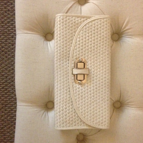 Seashell white woven braided clutch silver hardwar
