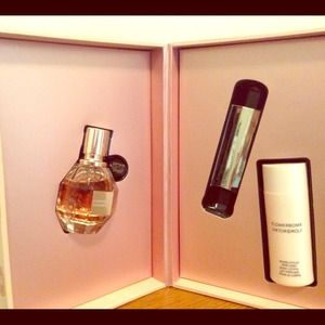 ON HOLD Rolf Women's perfume