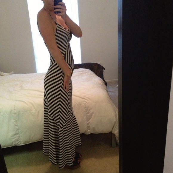 **Sold** Striped Maxi - Picture 3 of 3