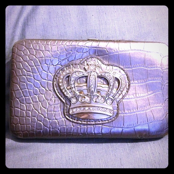 Silver Crown Wallet