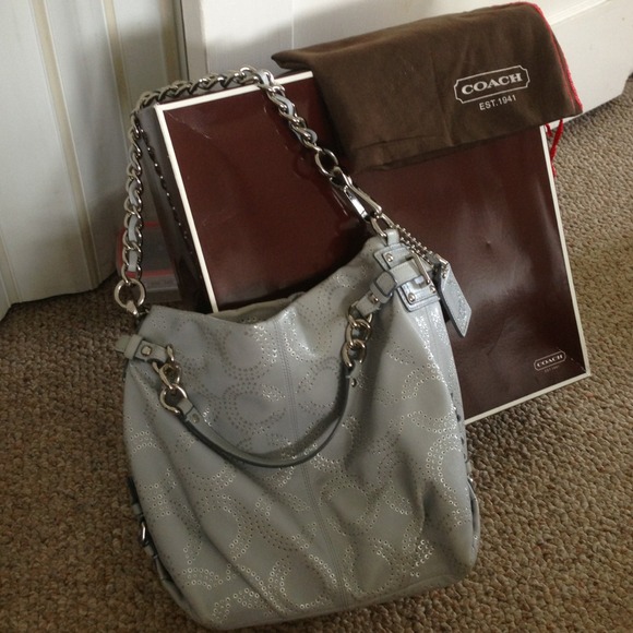 Coach leather Brooke Hobo handbag - Picture 4 of 4