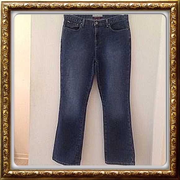 Cute Tommy  Hilfiger jeans