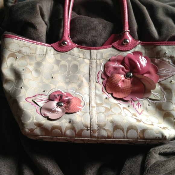 Authentic Coral Coach Bag