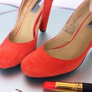 Kimchi Blue suede heels