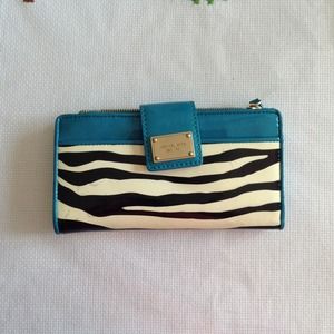 📍SOLD📍Michael kors zebra wallet