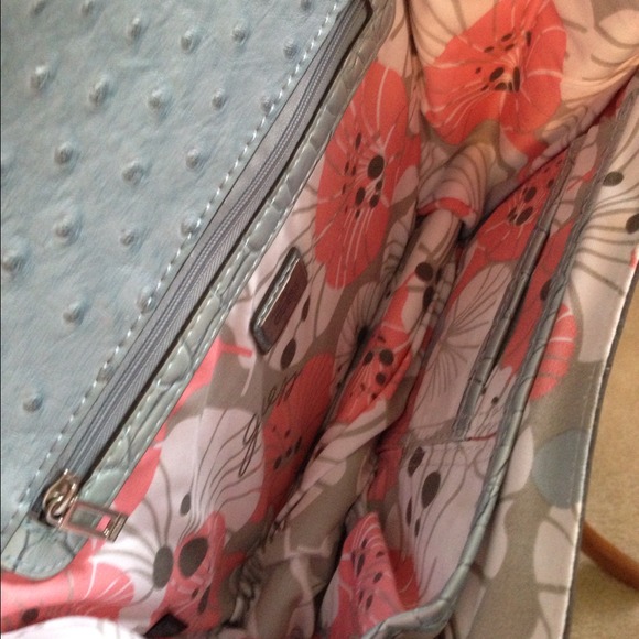 ✋✋✋SOLD in Bundle - Guess gray/blue purse - Picture 2 of 2