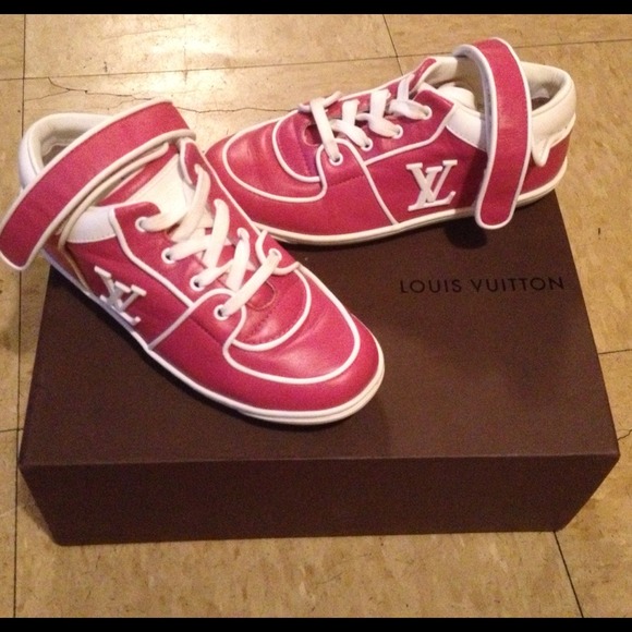 Louis Vuitton Outerwear - Louis Vuitton sneakers