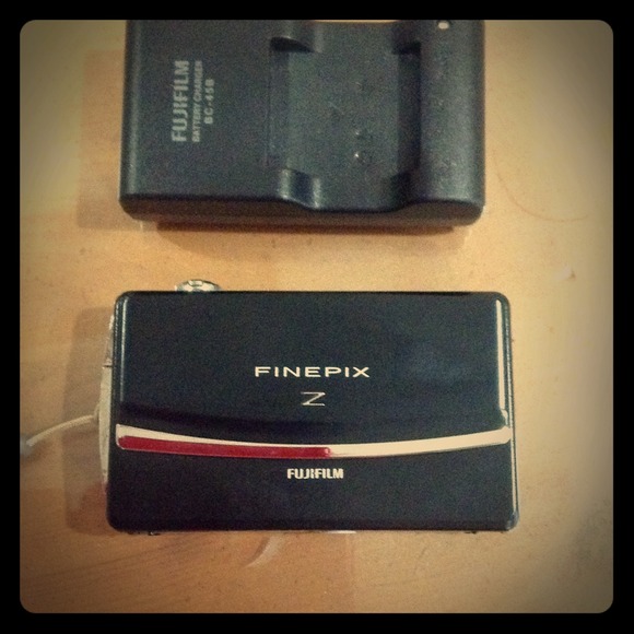 Fuji touch screen camera (reduced)