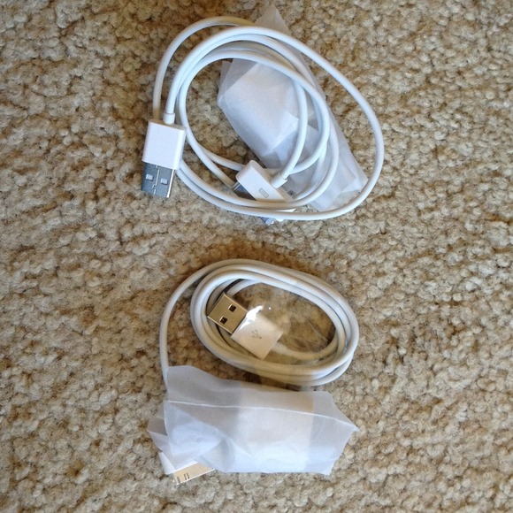 iPod,iPhone,or ipad 1,2 chargers